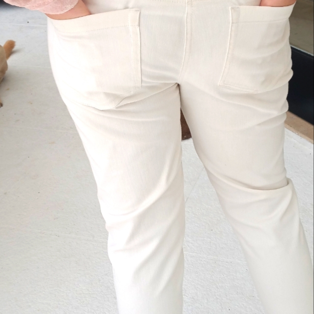 Theory white denim cropped ankle pants size 12 - Picture 5 of 9